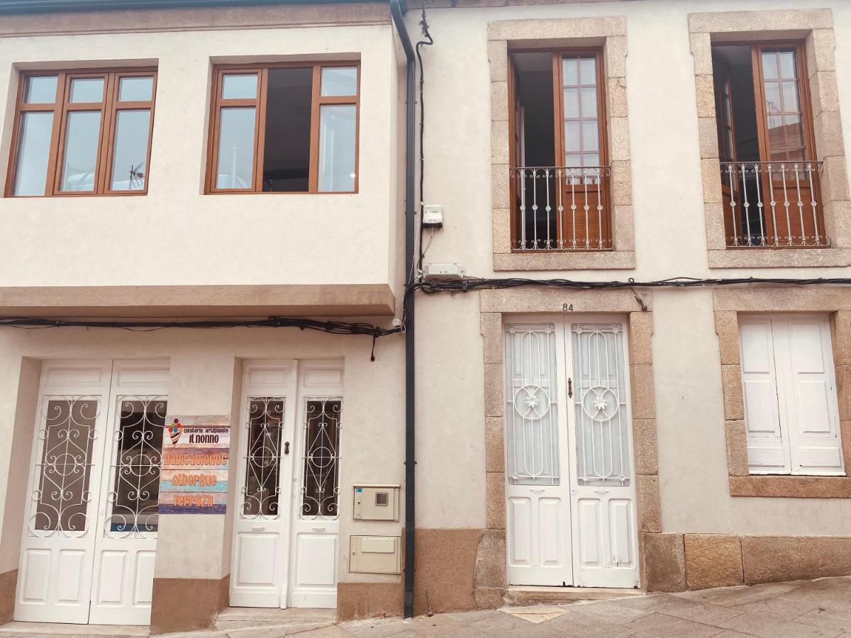 Albergue Y Gelateria Il Nonno Саррія Екстер'єр фото